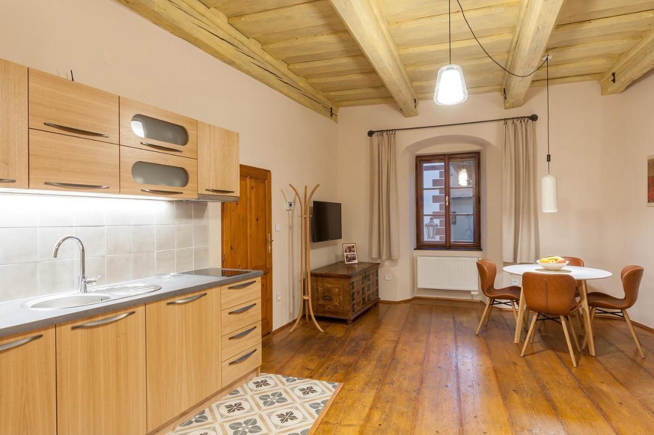 Babyka Apartments Cesky Krumlov Bagian luar foto